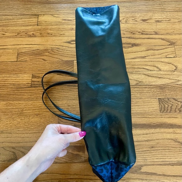 Barrington Gifts Navy Blue Cheetah Leopard Black Leather St. Anne Tote Bag - Picture 4 of 9